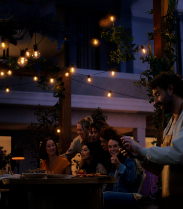 Ambiance chaleureuse en extérieur avec nos luminaires